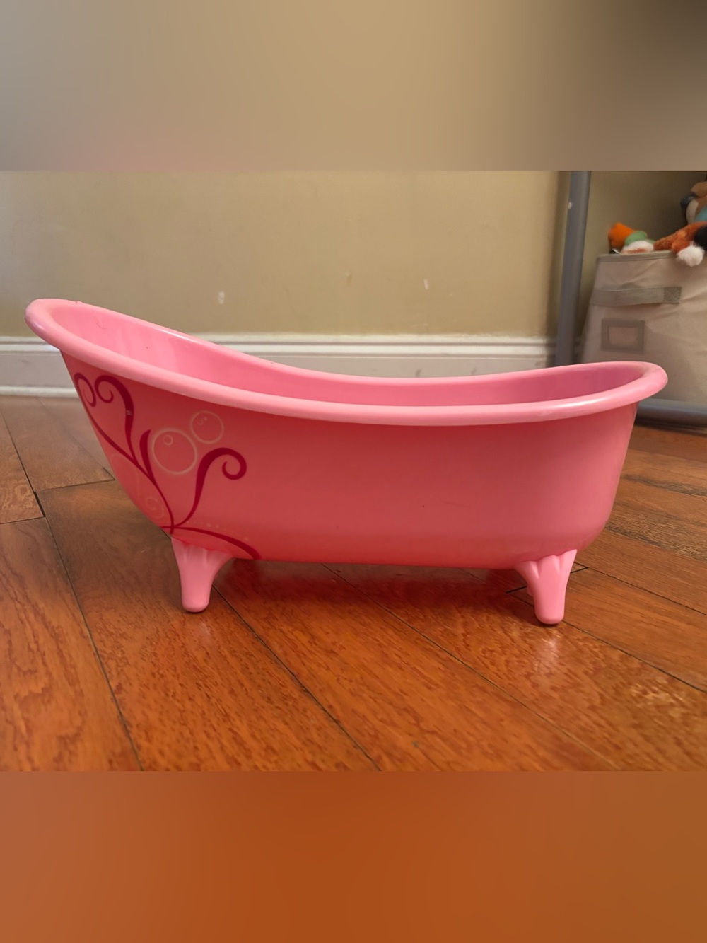 Our Generation 18 inch Doll Pink Bathtub + Accessories - Picture 2 of 9